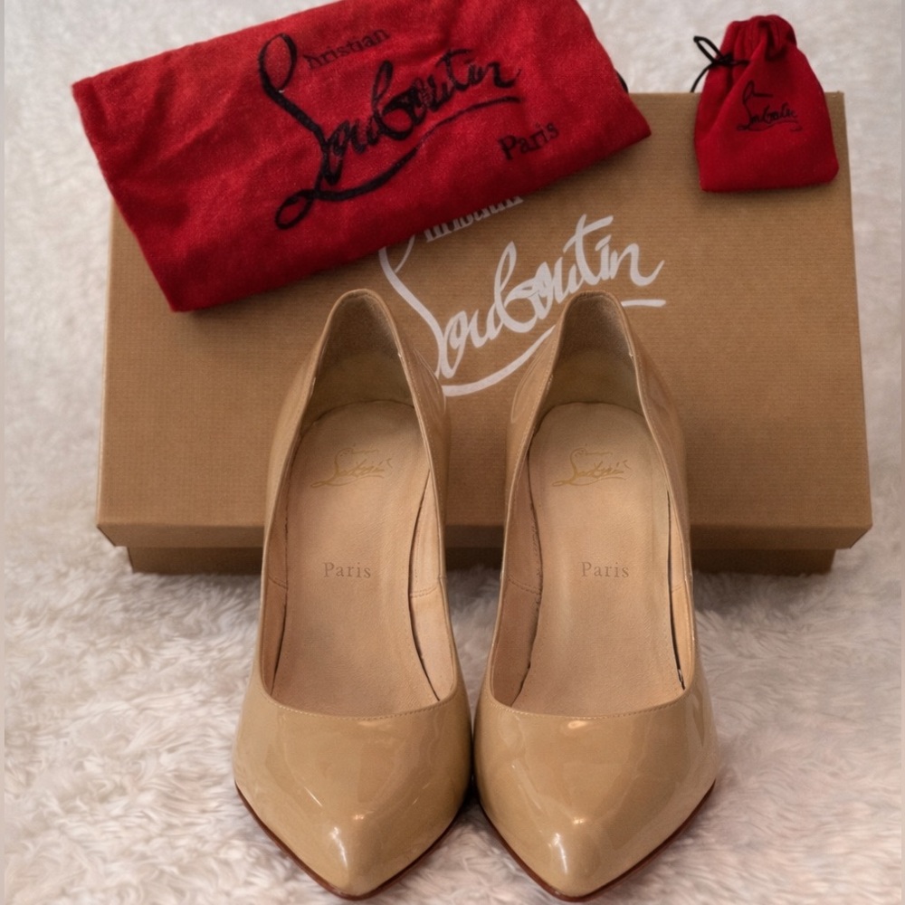 Christian Louboutin Decollete Patent Leather Heels/Pumps